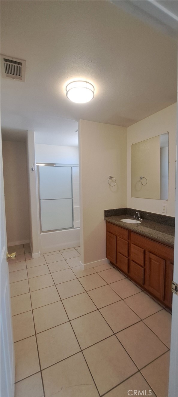 Detail Gallery Image 8 of 15 For 74994 Serrano Dr, Twentynine Palms,  CA 92277 - 3 Beds | 2 Baths