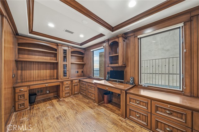 Detail Gallery Image 25 of 73 For 21 Bay, Laguna Beach,  CA 92651 - 6 Beds | 6/1 Baths