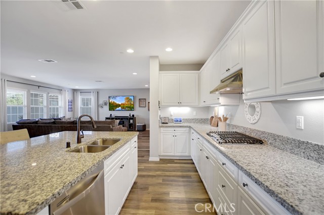 Detail Gallery Image 28 of 75 For 34676 Swan Valley Ct, Murrieta,  CA 92563 - 5 Beds | 3/1 Baths