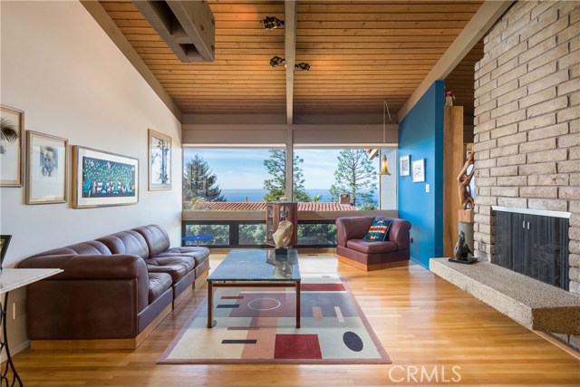 1315 Via Zumaya, Palos Verdes Estates, California 90274, 5 Bedrooms Bedrooms, ,3 BathroomsBathrooms,Residential,Sold,Via Zumaya,PV17039803