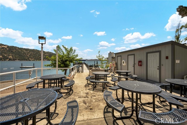 7846 Alston Way, Lucerne CA: https://media.crmls.org/medias/166157fe-afc5-4405-acff-efc3713fefc8.jpg