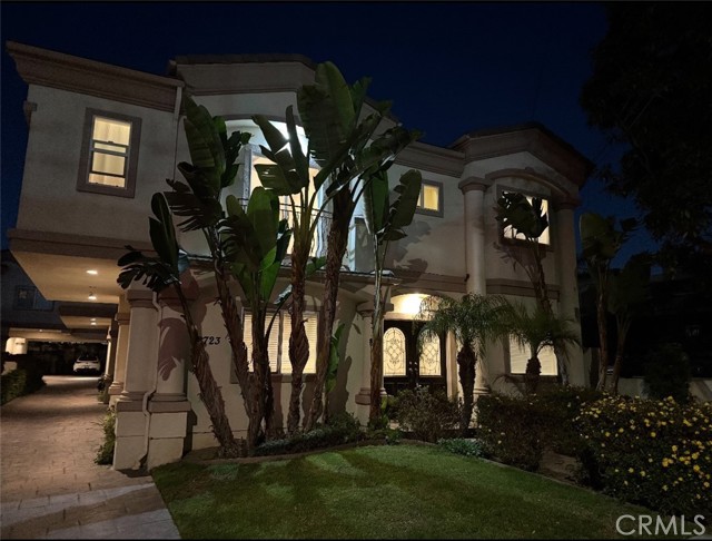 2723 Carnegie Lane, Redondo Beach, California 90278, 3 Bedrooms Bedrooms, ,2 BathroomsBathrooms,Residential,For Sale,Carnegie,SB24251728