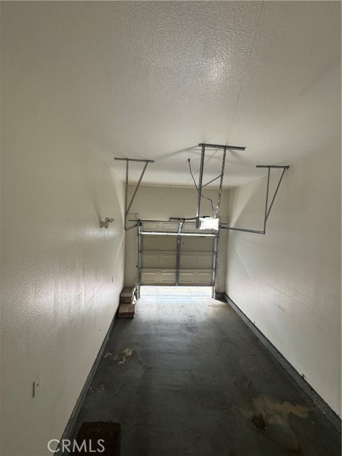 1251 S Meadow Lane, Colton CA: https://media.crmls.org/medias/16647fa2-820f-4850-a724-a86ba846dd92.jpg