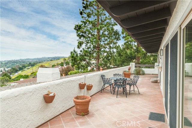 33 Cypress Way, Rolling Hills Estates, California 90274, 3 Bedrooms Bedrooms, ,2 BathroomsBathrooms,Residential,Sold,Cypress,PV23075846