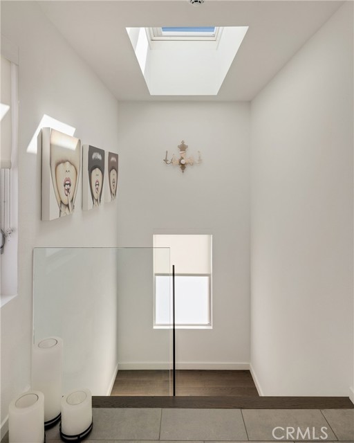 232 32nd Place, Manhattan Beach CA: https://media.crmls.org/medias/166527e9-5ef4-4134-9ea3-39a57309a569.jpg