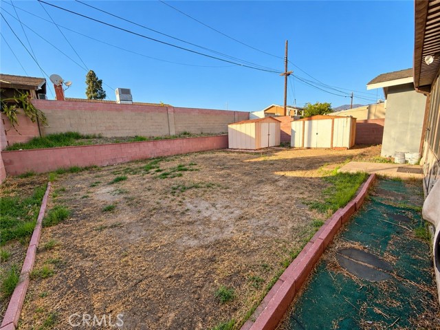 10883 Vinedale photo 27