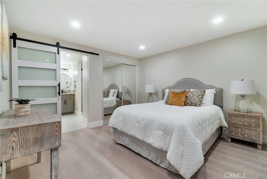 MLS #OC25260184 image #18