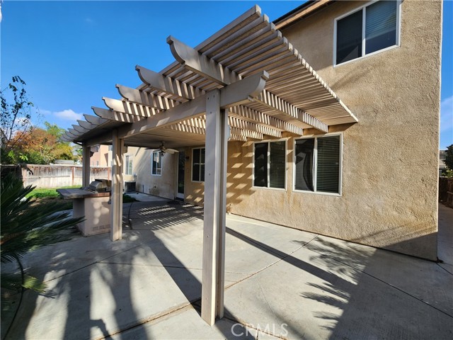 Detail Gallery Image 18 of 18 For 7589 Elm Grove Ave, Corona,  CA 92880 - 5 Beds | 3/1 Baths