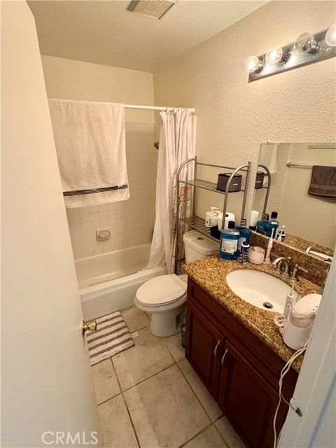 Detail Gallery Image 4 of 12 For 9878 Arrow Route #4,  Rancho Cucamonga,  CA 91730 - 3 Beds | 2/1 Baths