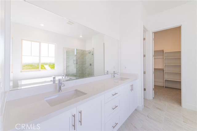 Detail Gallery Image 12 of 27 For 200 Carmine, Irvine,  CA 92620 - 4 Beds | 3 Baths