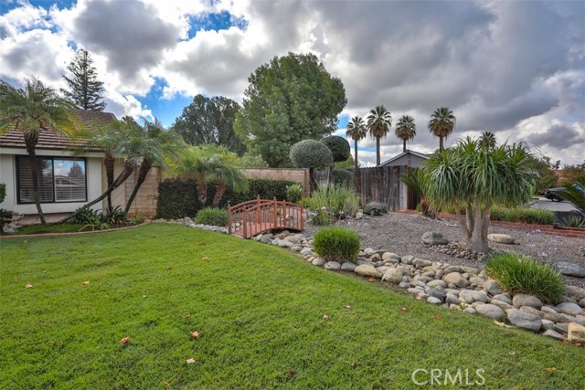 Detail Gallery Image 3 of 32 For 1556 Gary, Redlands,  CA 92374 - 4 Beds | 2 Baths