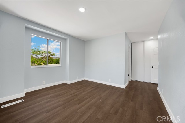 220 W Highland Avenue, Redlands CA: https://media.crmls.org/medias/1668bad7-30b0-40b5-9c44-ad95f393342f.jpg