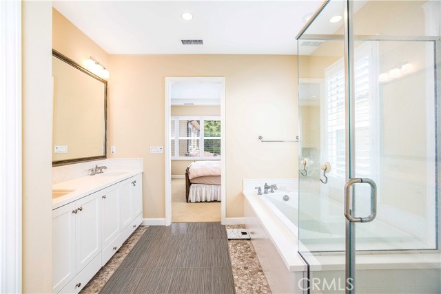 Detail Gallery Image 21 of 44 For 132 Stallion, Irvine,  CA 92602 - 3 Beds | 2/1 Baths