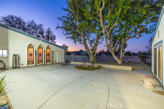 Detail Gallery Image 41 of 73 For 2755 W Avenue N, Palmdale,  CA 93551 - 5 Beds | 3/1 Baths