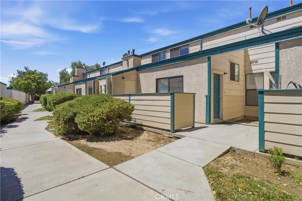44550 15th Street E #8