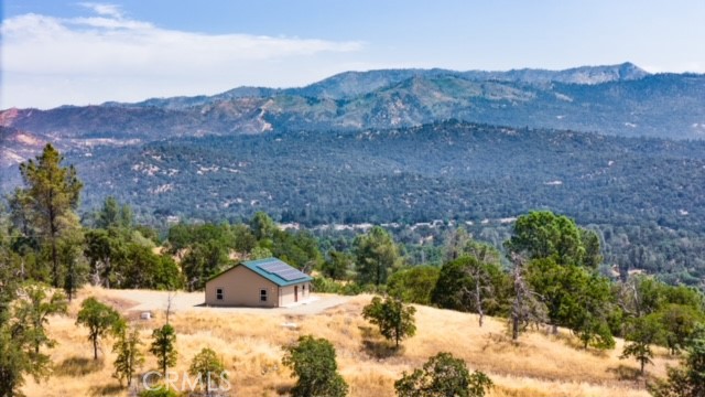 Detail Gallery Image 8 of 66 For 4125 Heavenly Crest Rd, Mariposa,  CA 95338 - 3 Beds | 3 Baths