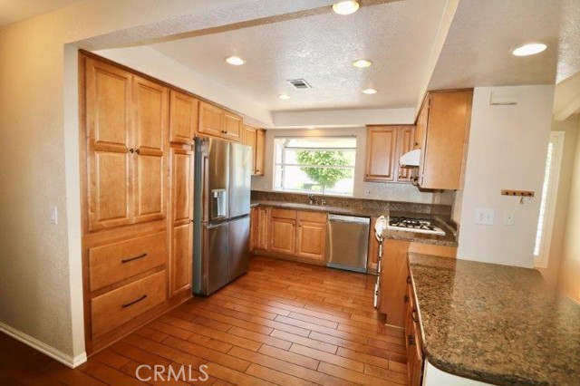 property-img