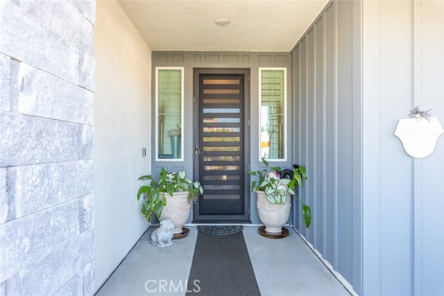 Detail Gallery Image 5 of 56 For 26219 Silver Birch, Menifee,  CA 92584 - 6 Beds | 4/1 Baths