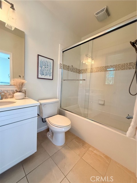 Detail Gallery Image 12 of 21 For 84 Jade Flower, Irvine,  CA 92620 - 3 Beds | 3 Baths