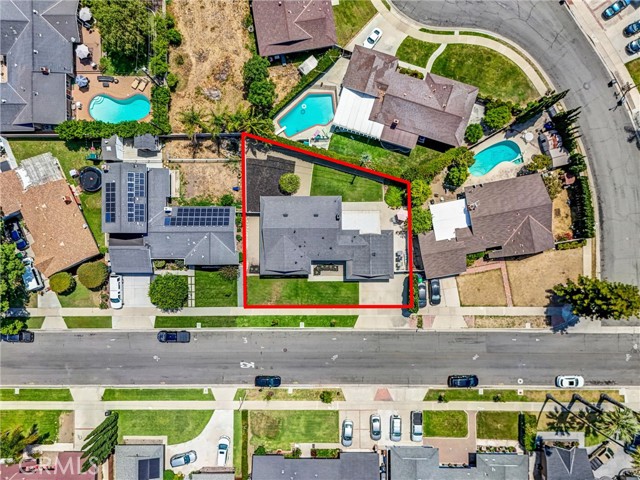 1947 N Sacramento Street, Orange CA: https://media.crmls.org/medias/167013a2-31a7-4916-a4f5-a98b4c6b441e.jpg