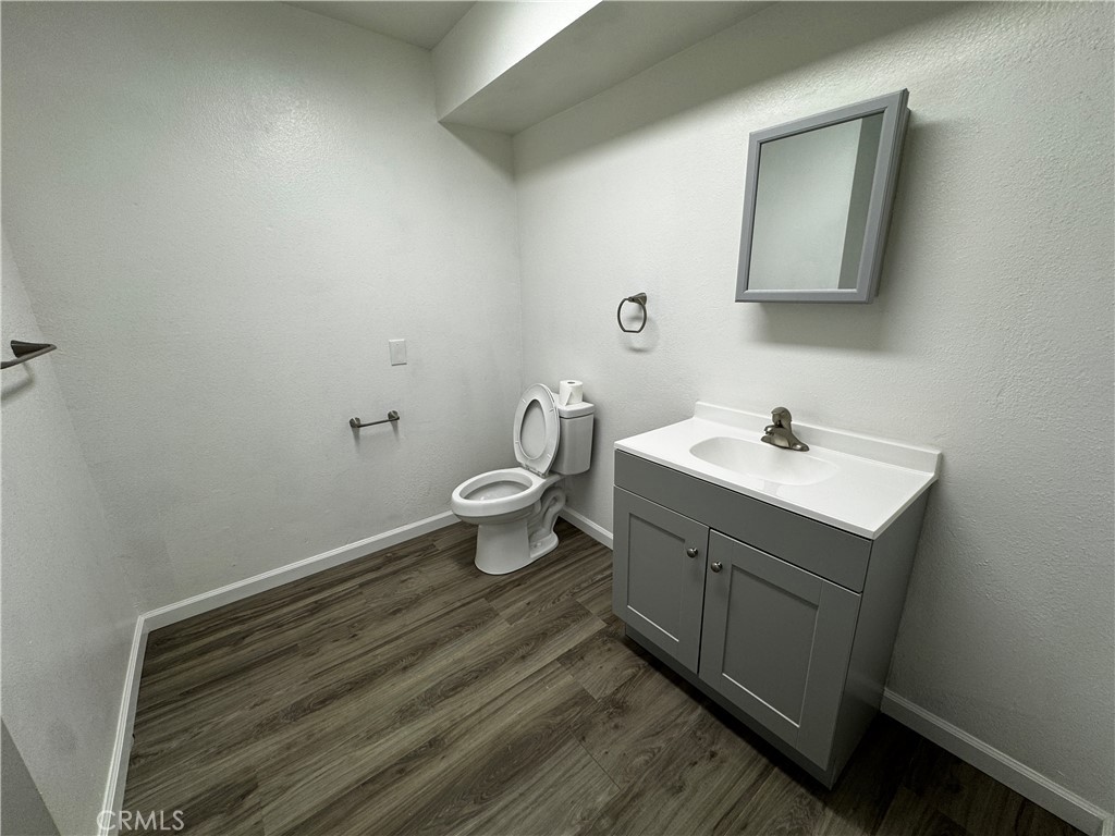 https://media.crmls.org/medias/16708749-20ea-4fc4-ac30-8531ee789a2f.jpg?preset=X-Large