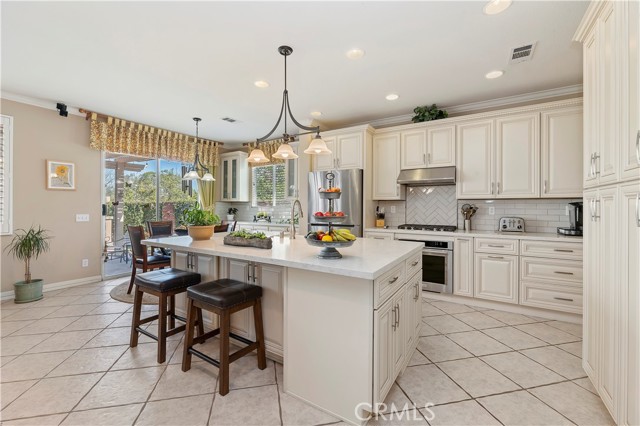 Detail Gallery Image 19 of 49 For 1865 Plainfield Way, Corona,  CA 92883 - 4 Beds | 3 Baths