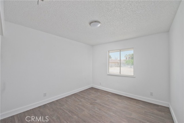 Detail Gallery Image 14 of 37 For 16104 Stagecoach Ave, Palmdale,  CA 93591 - 3 Beds | 2 Baths