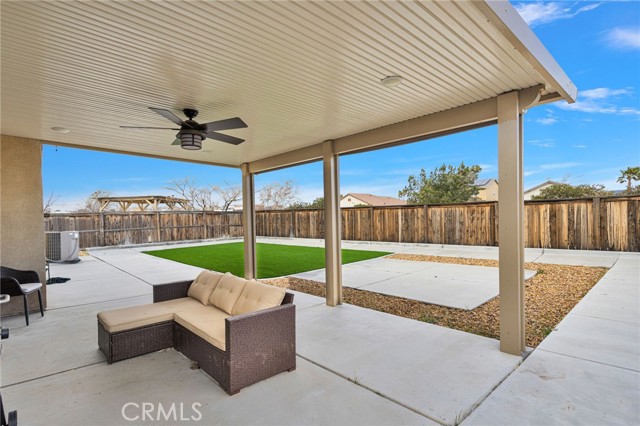 Detail Gallery Image 37 of 50 For 13720 Adams St, Oak Hills,  CA 92344 - 4 Beds | 2 Baths