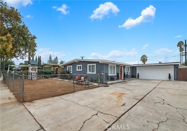 3956 Monroe St, Riverside, CA 92504