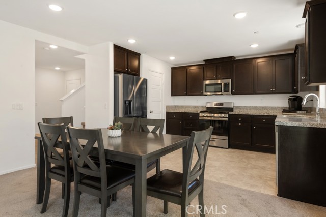 32985 Middlegate Place, Lake Elsinore CA: https://media.crmls.org/medias/16711c63-21e8-4e67-9ccd-c4f54250b64a.jpg