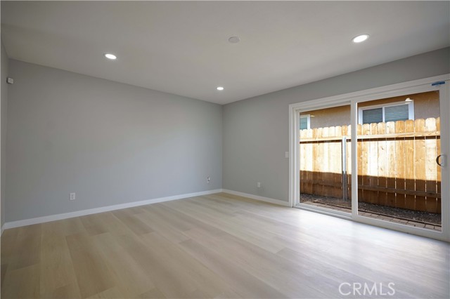 Detail Gallery Image 8 of 33 For 25403 Las Palomas Dr, Moreno Valley,  CA 92557 - 3 Beds | 2 Baths