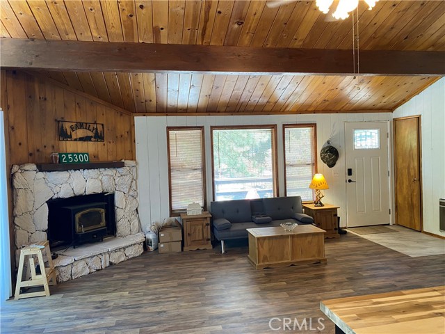 Detail Gallery Image 10 of 19 For 25300 Marion Ridge Dr, Idyllwild,  CA 92549 - 3 Beds | 2 Baths