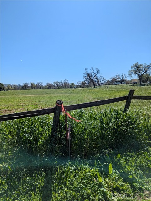 Detail Gallery Image 4 of 6 For 7725 Gabarda, Atascadero,  CA 93422 - – Beds | – Baths