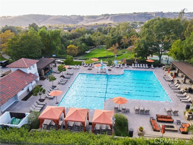 Detail Gallery Image 4 of 5 For 18 Tradition Ln, Rancho Santa Margarita,  CA 92688 - 4 Beds | 2/1 Baths