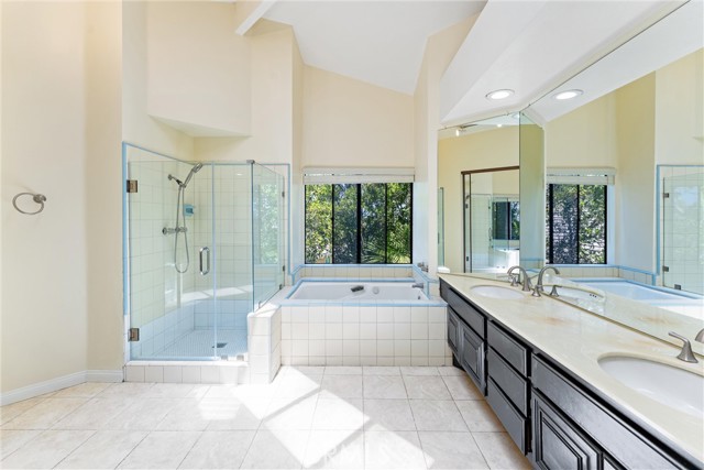 15360 Metropol Drive, Hacienda Heights CA: https://media.crmls.org/medias/1672cb6f-f43f-495c-b40f-9d4c9a601f5d.jpg