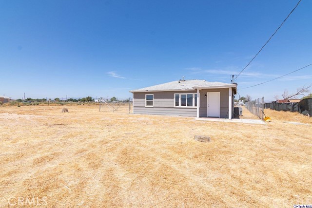 8717 Avenue F, Lancaster, California 93536, 3 Bedrooms Bedrooms, ,1 BathroomBathrooms,For Sale,Avenue F,319003473