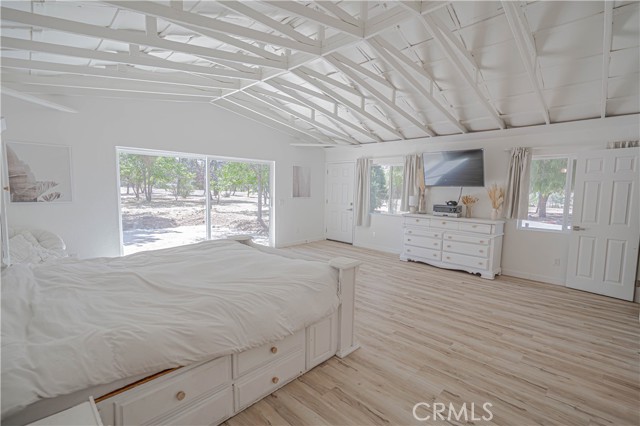 35356 Sierra Vista Drive, Agua Dulce CA: https://media.crmls.org/medias/167322f6-d24e-44d6-ad94-ea0ff2b91c86.jpg