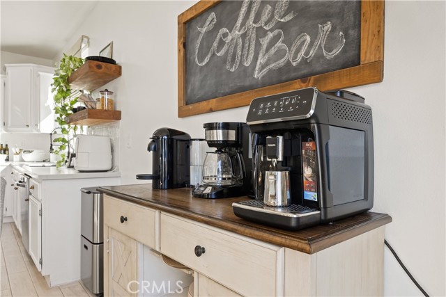 Detail Gallery Image 10 of 50 For 15592 Red Oak, Victorville,  CA 92394 - 3 Beds | 2 Baths