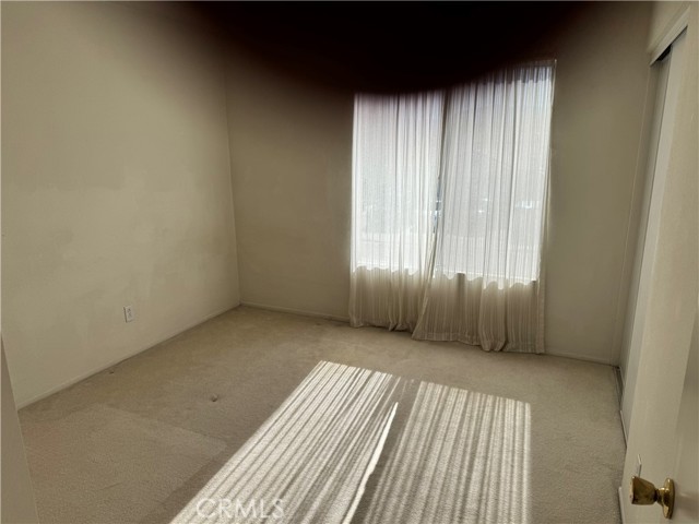 Detail Gallery Image 16 of 26 For 3133 Viana, Palmdale,  CA 93550 - 4 Beds | 3 Baths