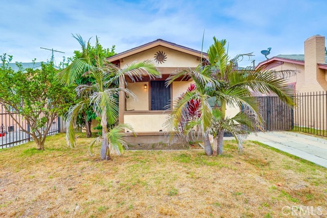 Detail Gallery Image 2 of 36 For 1243 W 70th St, Los Angeles,  CA 90044 - 3 Beds | 2 Baths