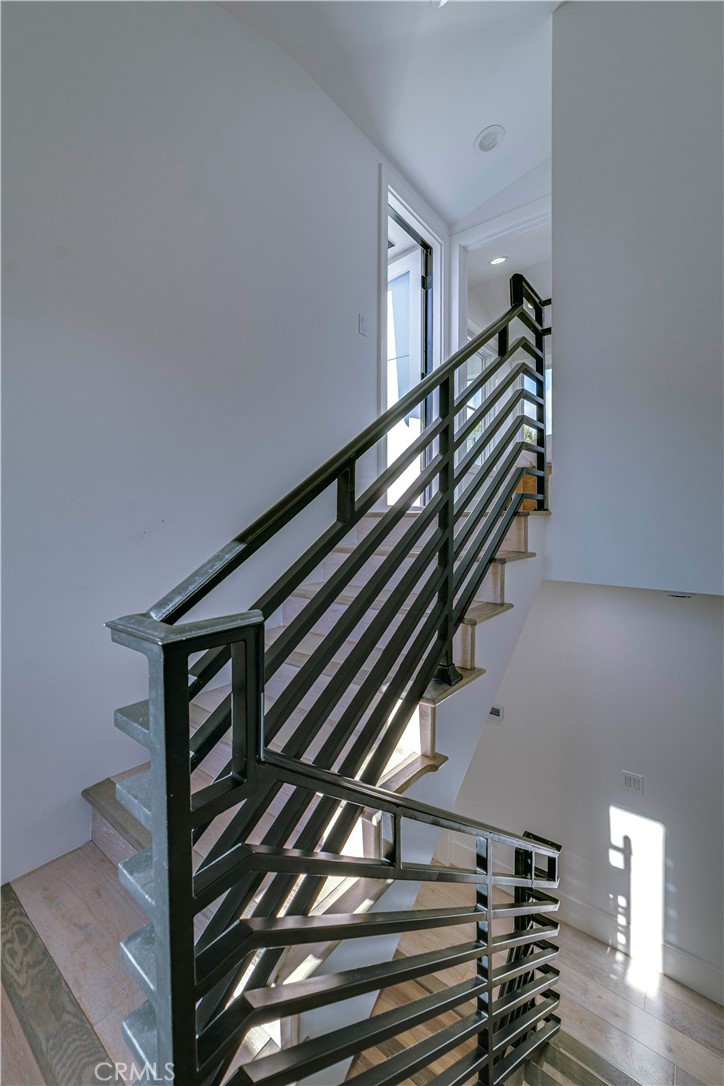 MLS #OC25248780 image #39