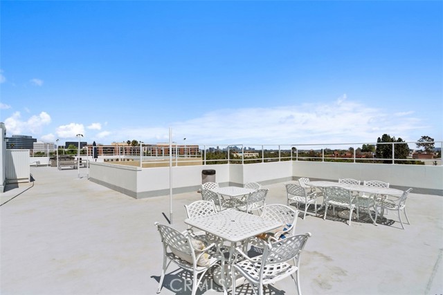 9950 Durant Drive, Beverly Hills CA: https://media.crmls.org/medias/1677360e-31c2-4c20-b248-b00b3e8e84e5.jpg