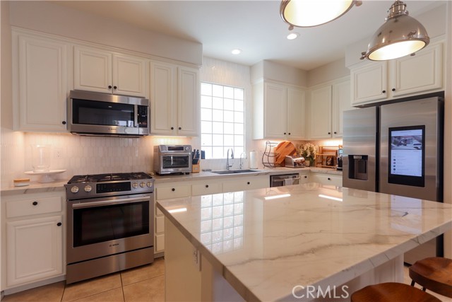 Detail Gallery Image 14 of 46 For 142 Main Street, Ladera Ranch,  CA 92694 - 4 Beds | 2/1 Baths