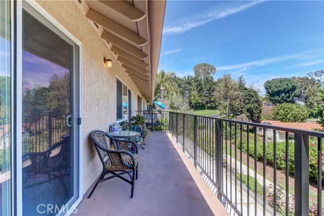 3249 San Amadeo # O, Laguna Woods, California 92637, 2 Bedrooms Bedrooms, ,1 BathroomBathrooms,Residential Lease,For Rent,3249 San Amadeo # O,CROC24029664