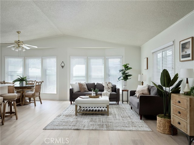 Detail Gallery Image 4 of 21 For 512 Pinon Dr #30,  Morro Bay,  CA 93442 - 2 Beds | 2 Baths