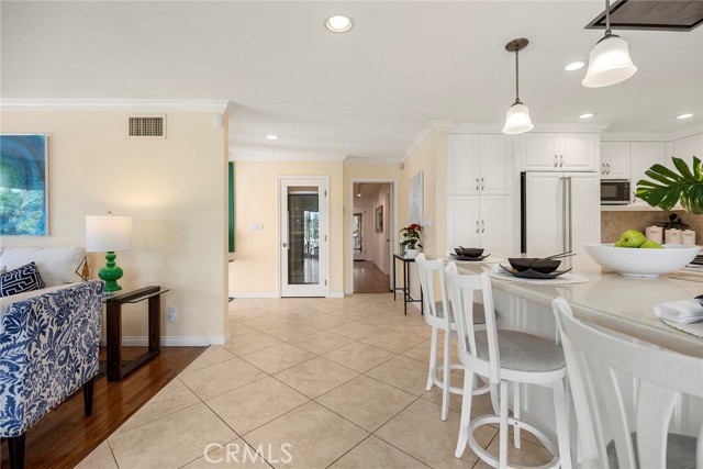 1016 N Highland Avenue, Fullerton CA: https://media.crmls.org/medias/167d985b-f6e8-4352-94d2-24fea2e67109.jpg
