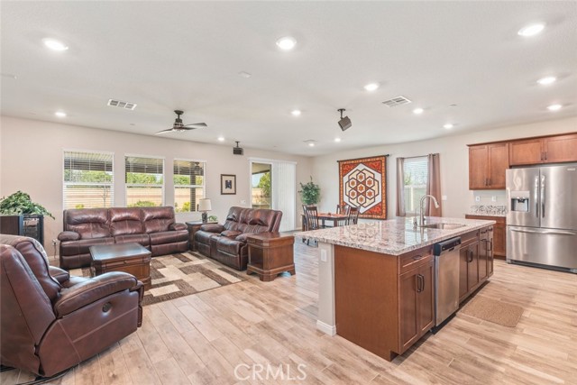 Detail Gallery Image 17 of 45 For 26682 Verna Ct, Loma Linda,  CA 92373 - 4 Beds | 2 Baths