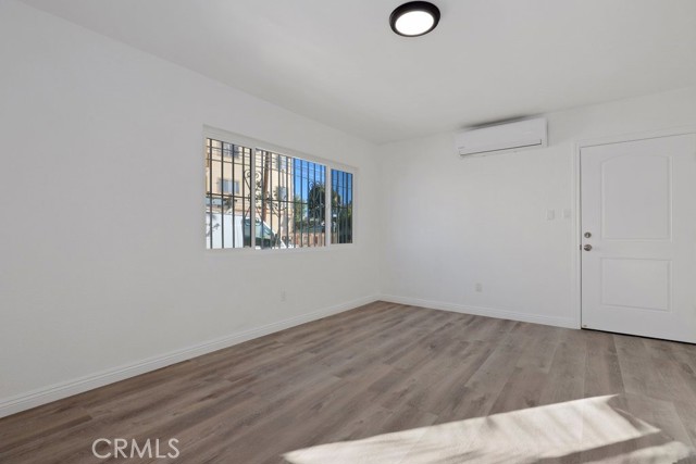 Detail Gallery Image 24 of 75 For 2122 E 10th St, Long Beach,  CA 90804 - – Beds | – Baths