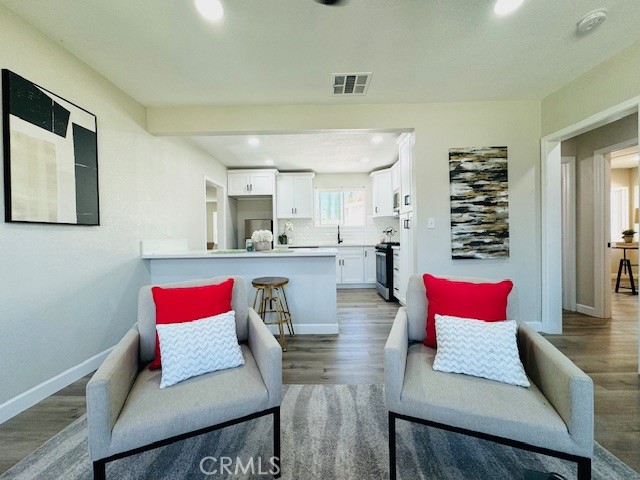 Detail Gallery Image 25 of 61 For 623 E Elm St, Ontario,  CA 91761 - – Beds | – Baths