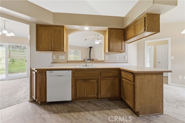 Detail Gallery Image 6 of 21 For 21276 White Pine #39,  Tehachapi,  CA 93561 - 3 Beds | 2 Baths